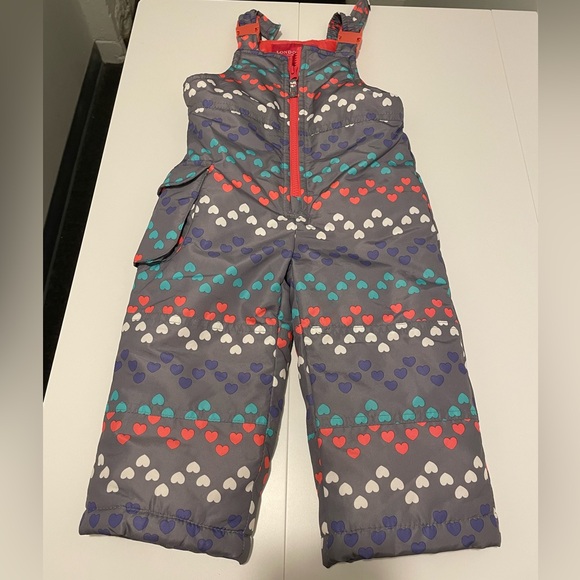 London Fog Other - London Fog Brand Girl's Toddler Size 18 Months Snow Pants Bib Style Hearts